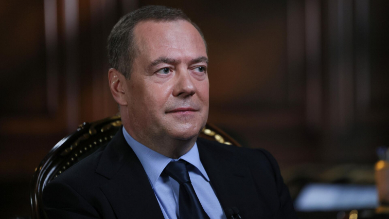 На Западе неожиданно прокомментировали слова Медведева о наказании Европы