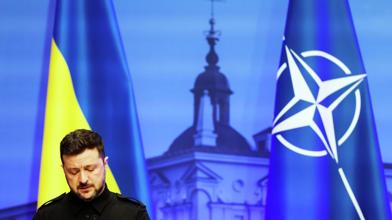 СМИ сообщили о фиаско Зеленского на саммите G7