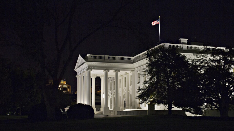 В Белом доме не знают, сколько денег останется на Украину к приходу Трампа