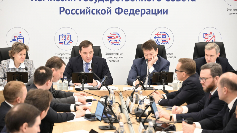 Вопросы развития несырьевого экспорта обсудили на заседании Госсовета РФ